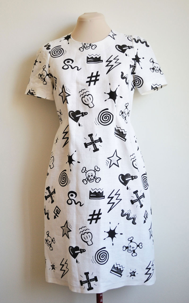 Myrsky & Mylväys exhibition dress